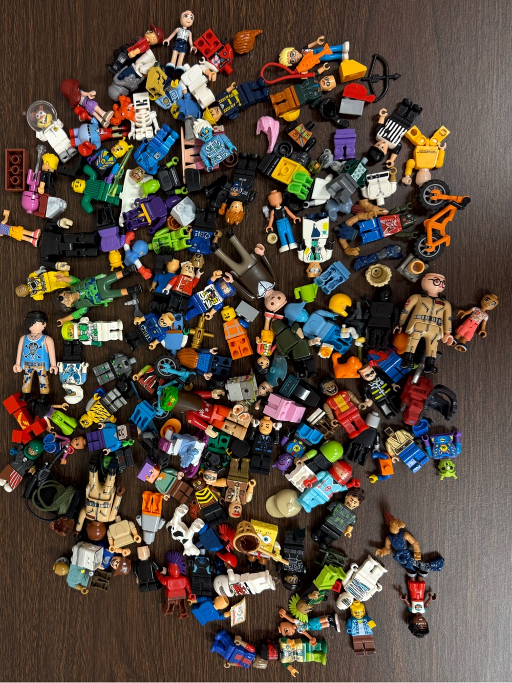 Lego people and accessories lot 70+